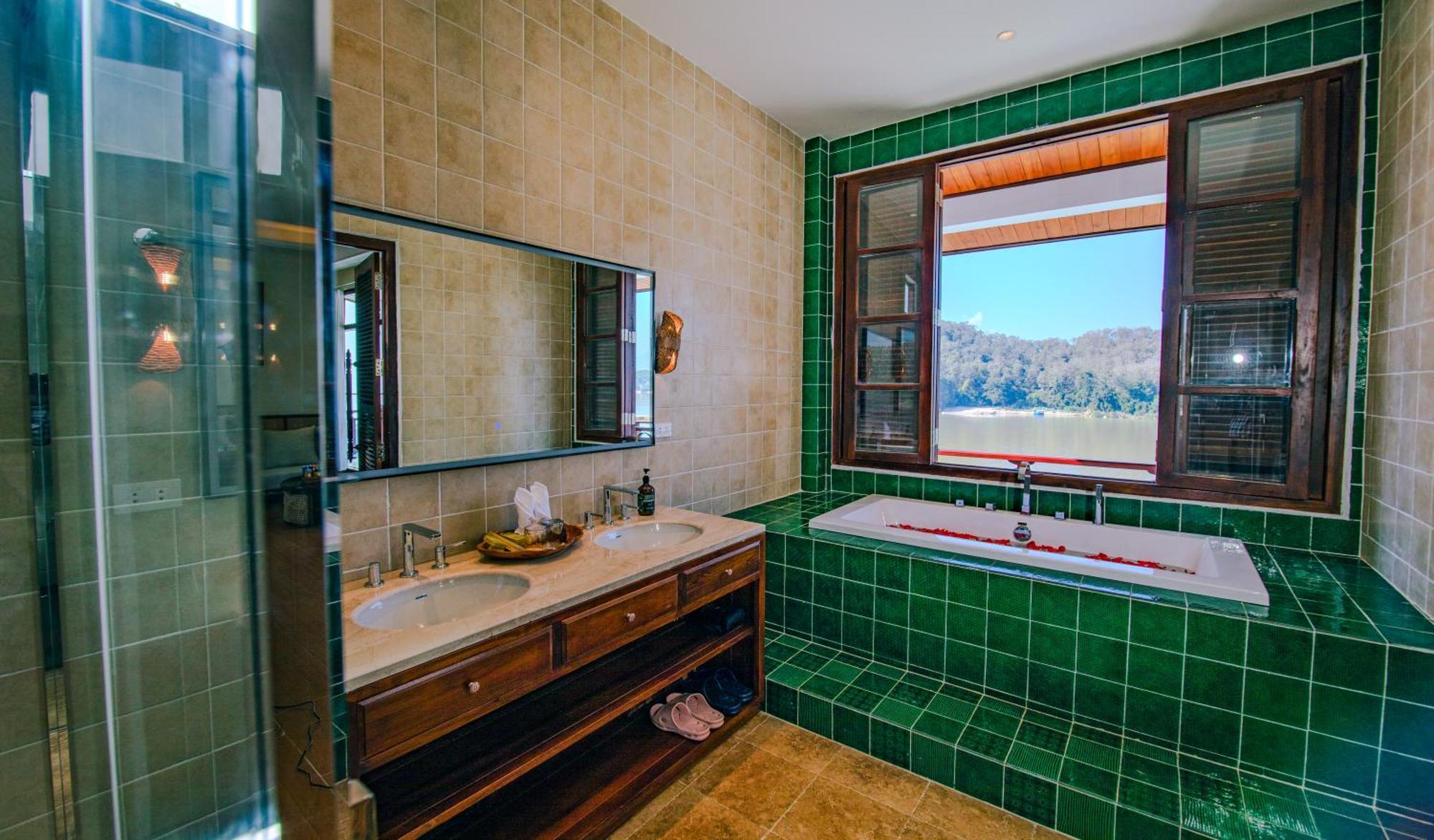 Relaxful Hotel泊岸酒店 Luang Prabang Bagian luar foto