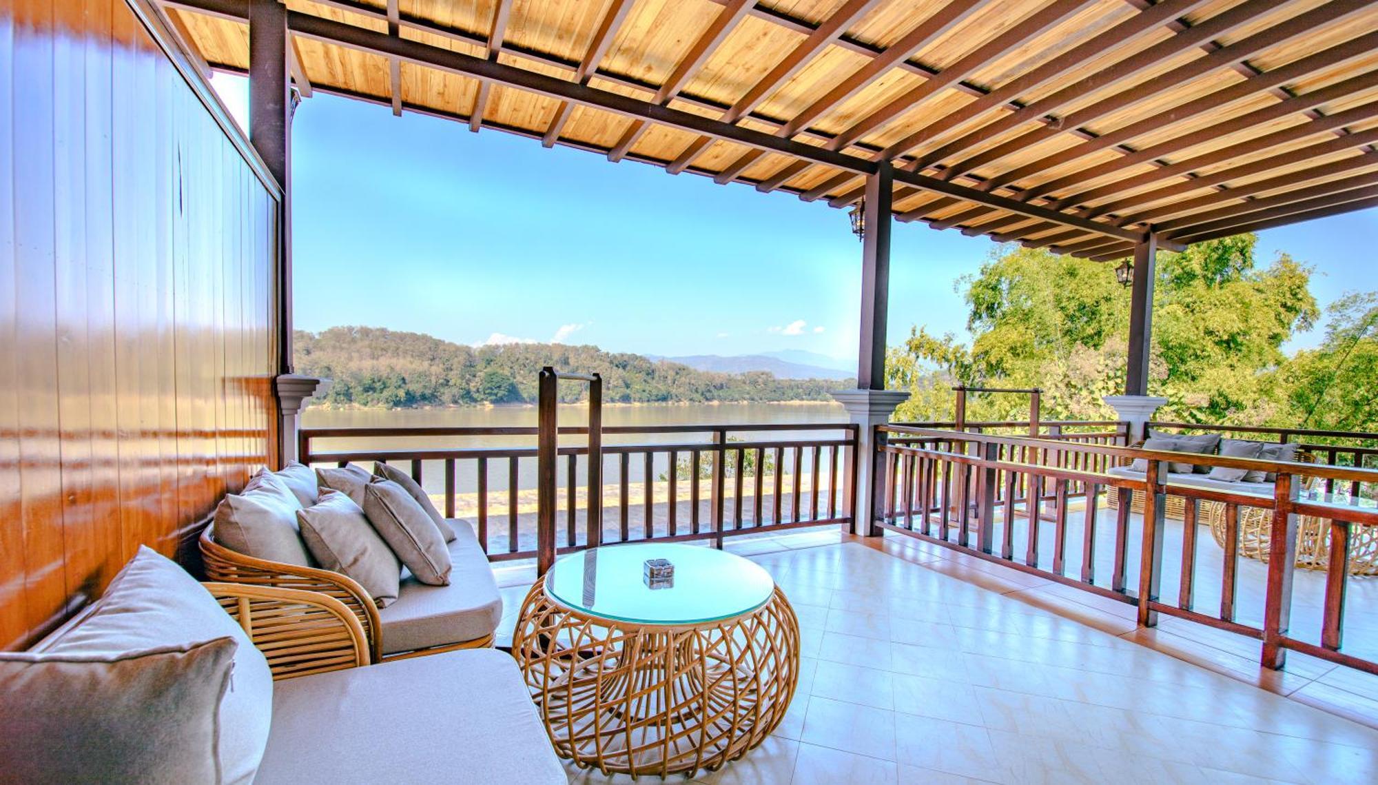 Relaxful Hotel泊岸酒店 Luang Prabang Bagian luar foto