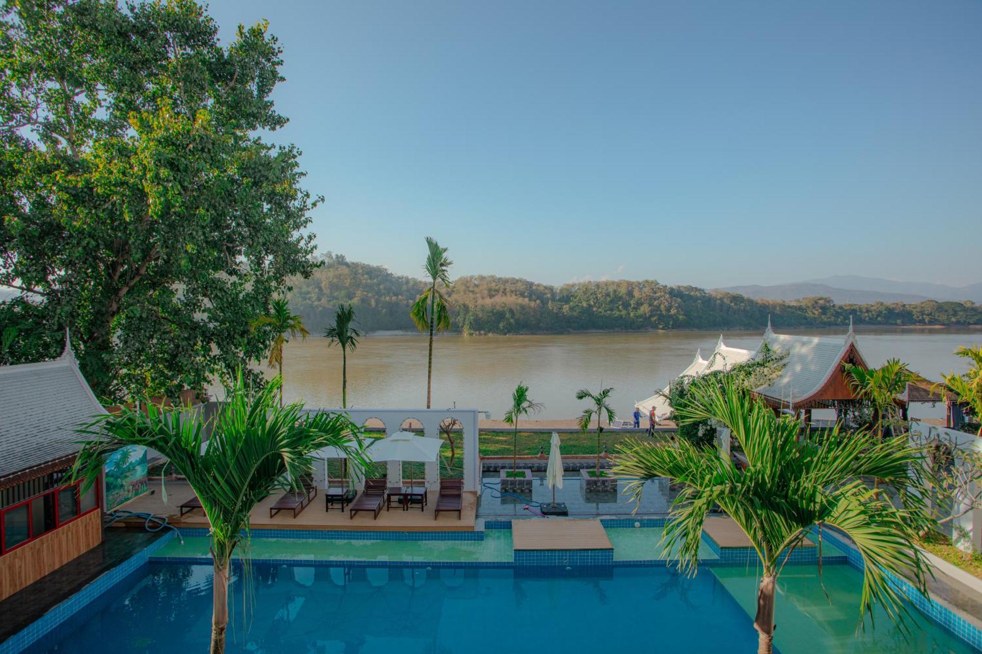 Relaxful Hotel泊岸酒店 Luang Prabang Bagian luar foto