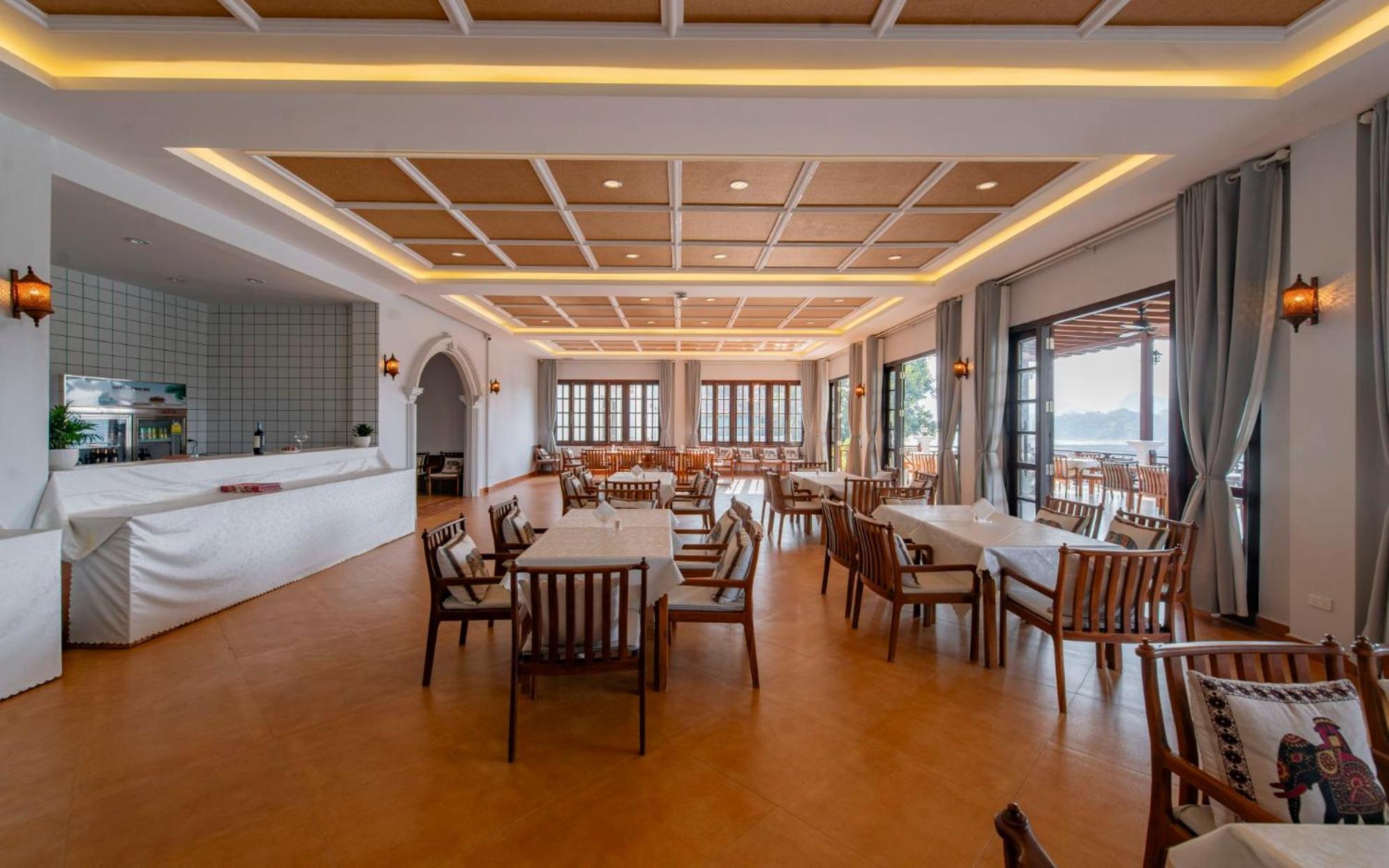 Relaxful Hotel泊岸酒店 Luang Prabang Bagian luar foto